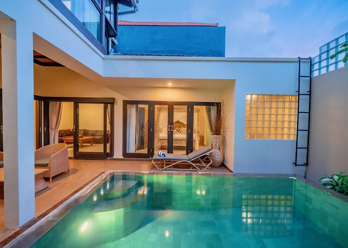 Holiday home Cahaya Berlian